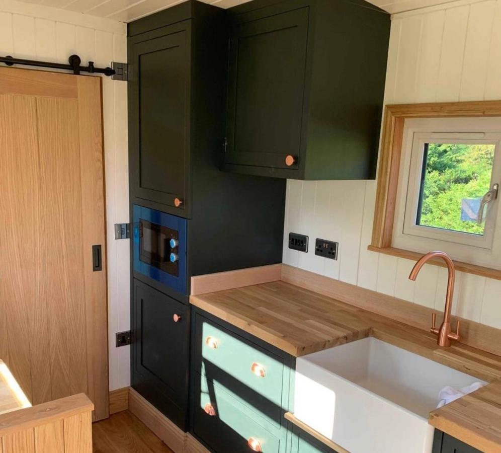 Llanelltyd Cwtch Cader Shepherds Hut מראה חיצוני תמונה