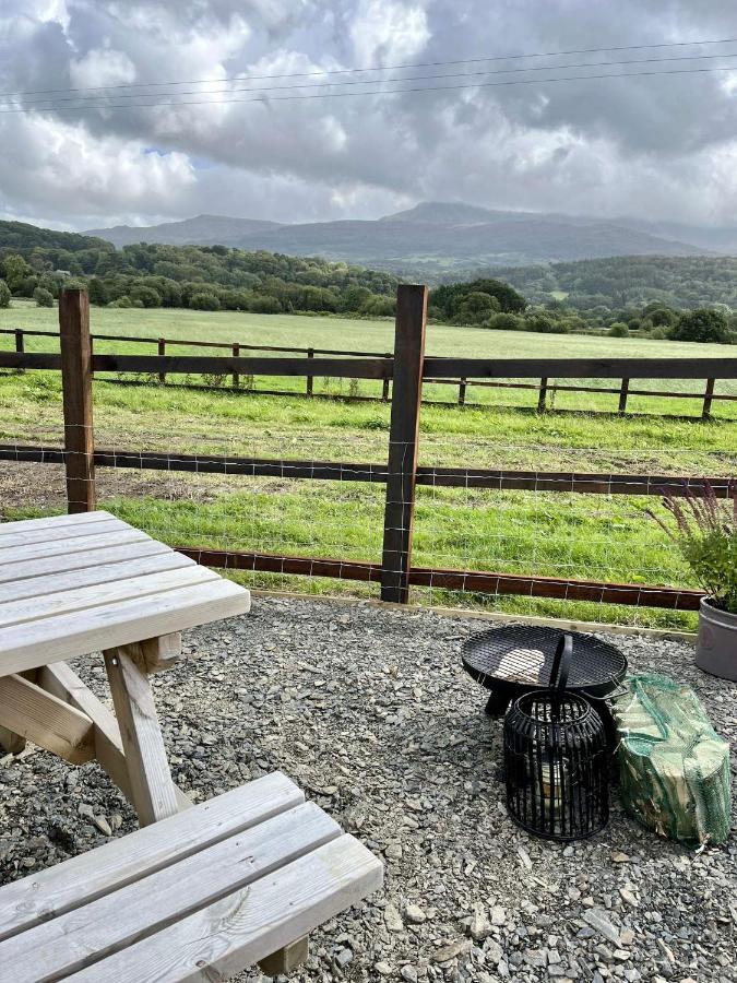 Llanelltyd Cwtch Cader Shepherds Hut מראה חיצוני תמונה